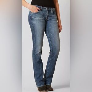 Big Star Vintage Maddie Bootcut Stretch Jean -Cur… - image 1